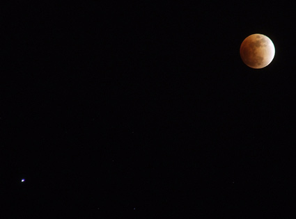 eclipsed moon with Saturn 2