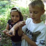 Derek and Zoe with salamanders